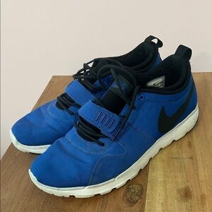 Nike Blue and Black Athletic Shoes